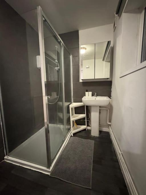 Cozy 3-Bed House In Leicester City Centre Zewnętrze zdjęcie